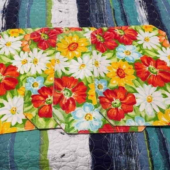 Spring placemats - 4 - Picture 1 of 1